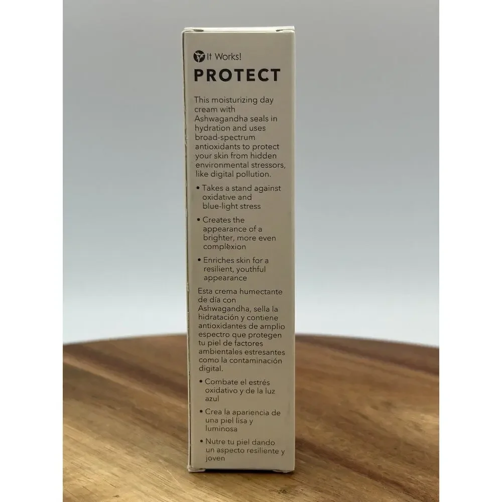 It Works! Protect Ageless Day Cream with Ashwagandha 1 oz 30g Moisturizer NIB